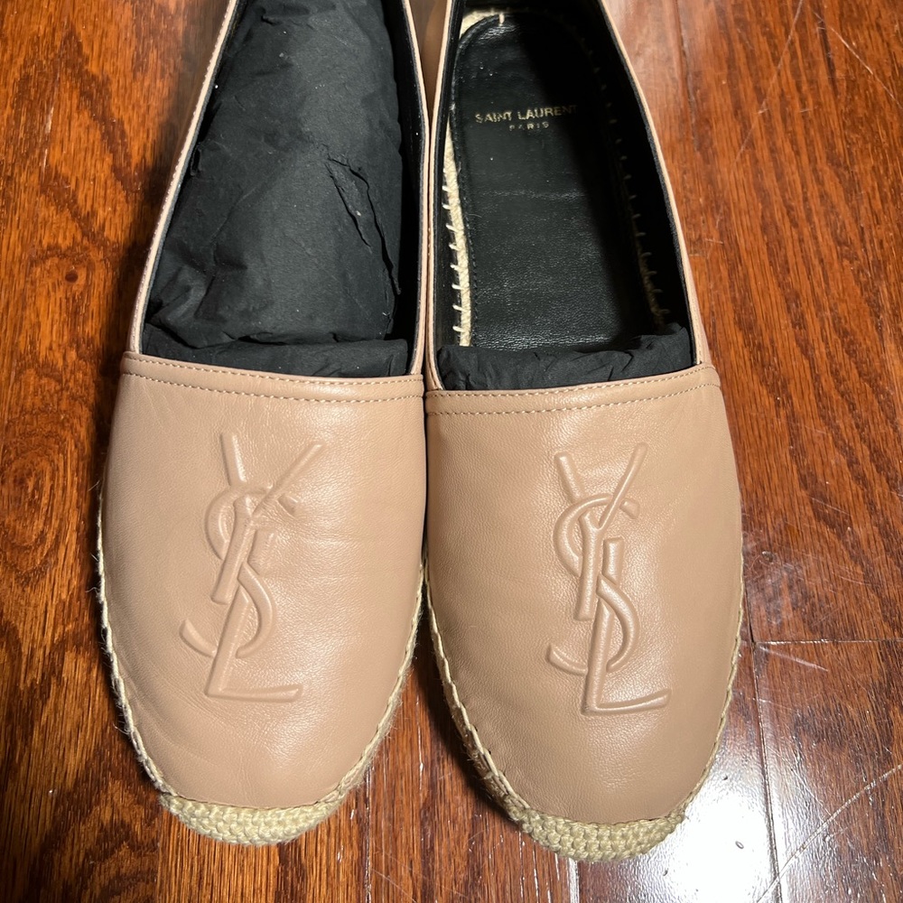 Saint Laurent Nude Espadrilles